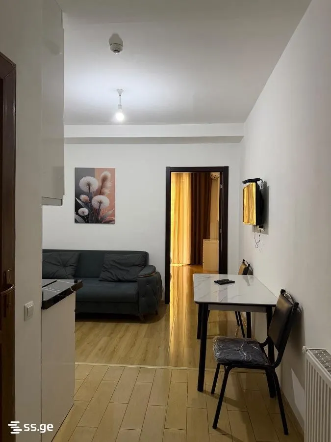 Квартира, 2-комн., 60 м²