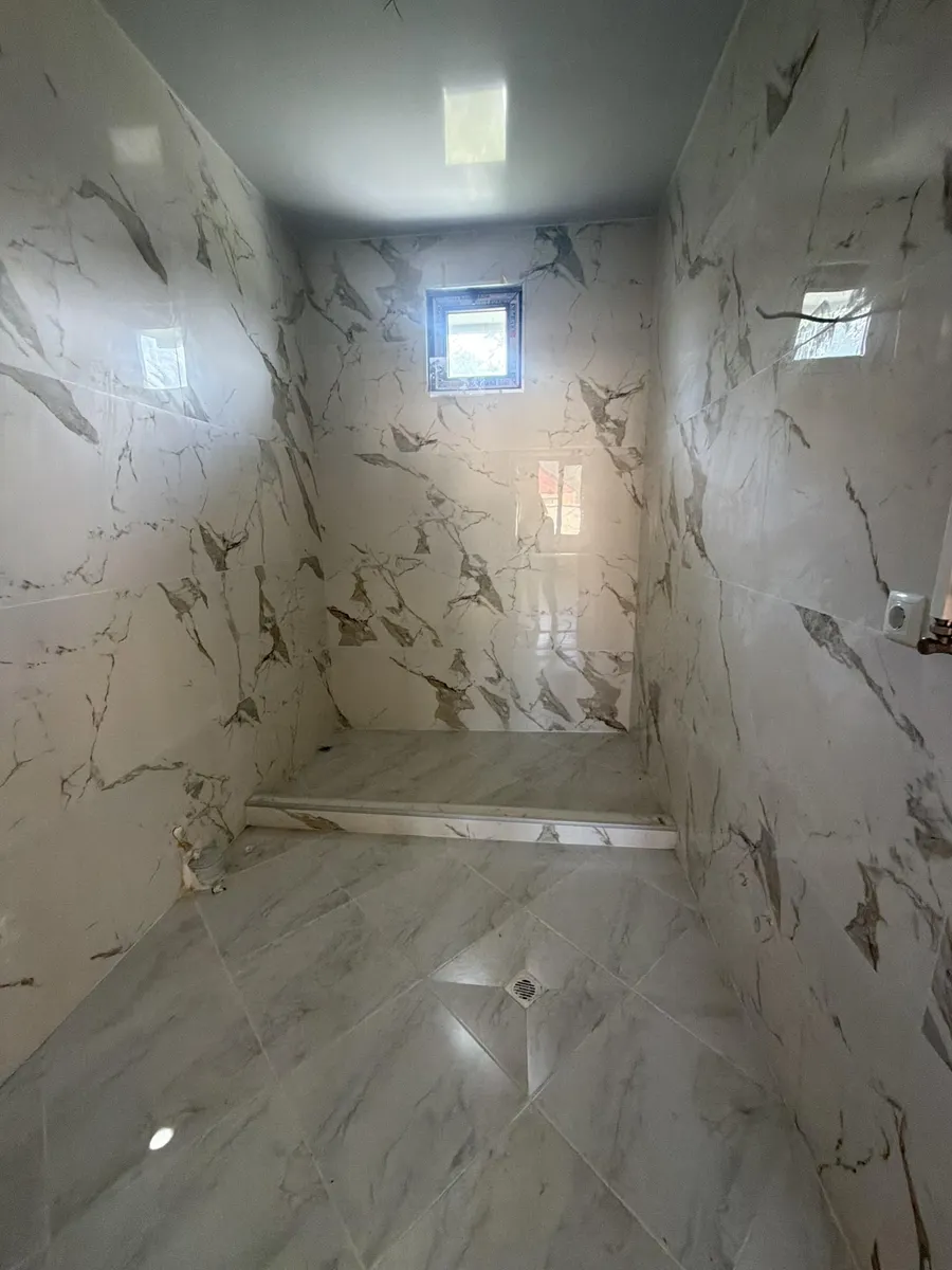 House, 5-room, 194.8 m²