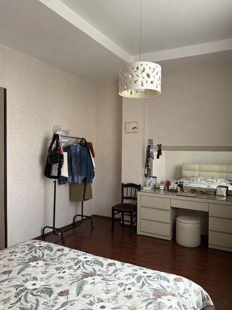 Квартира, 3-комн., 76 м²