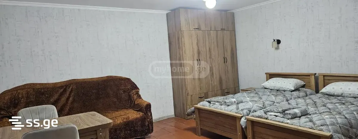 Apartment, 4-room, 85 m²