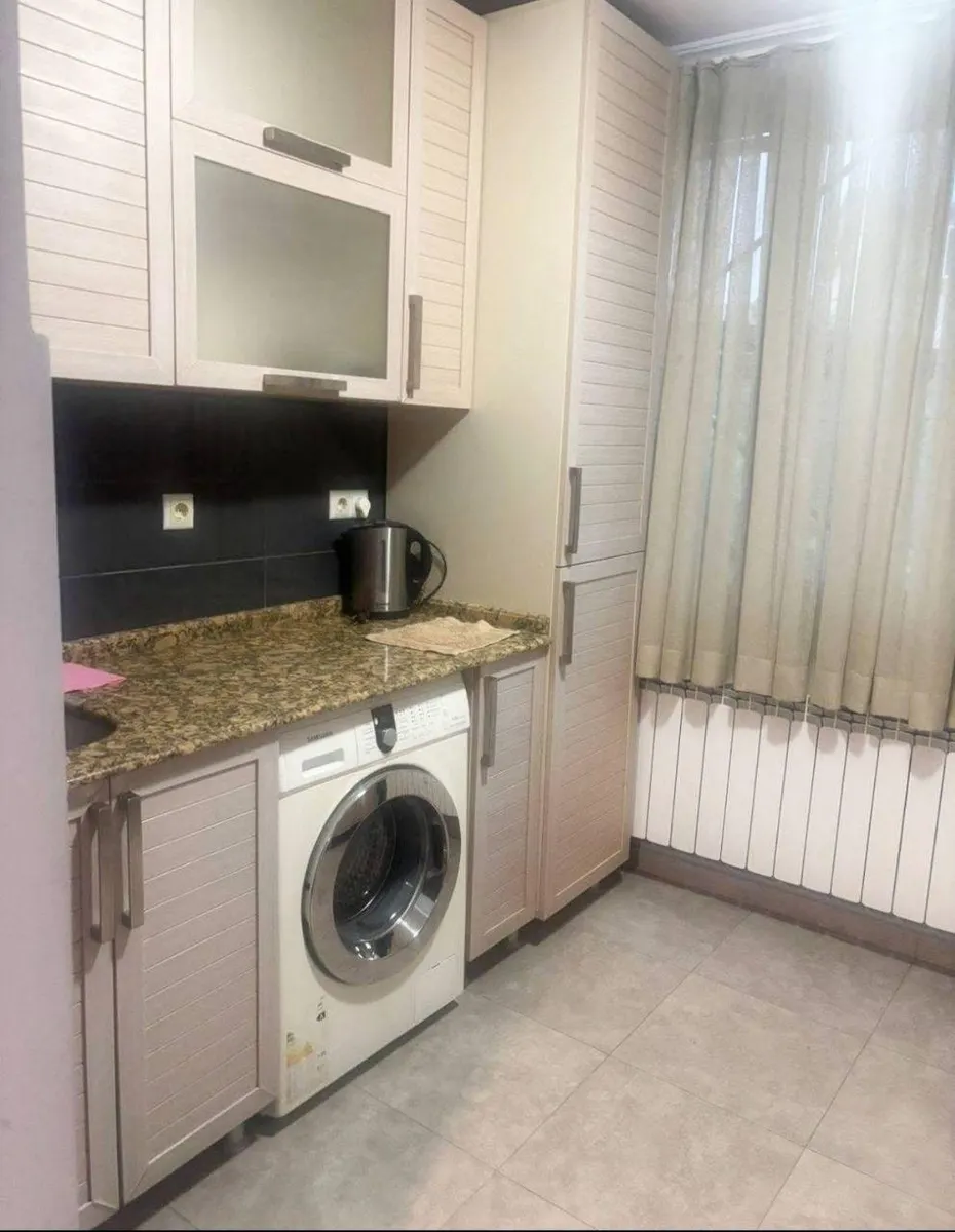 Квартира, 2-комн., 57 м²