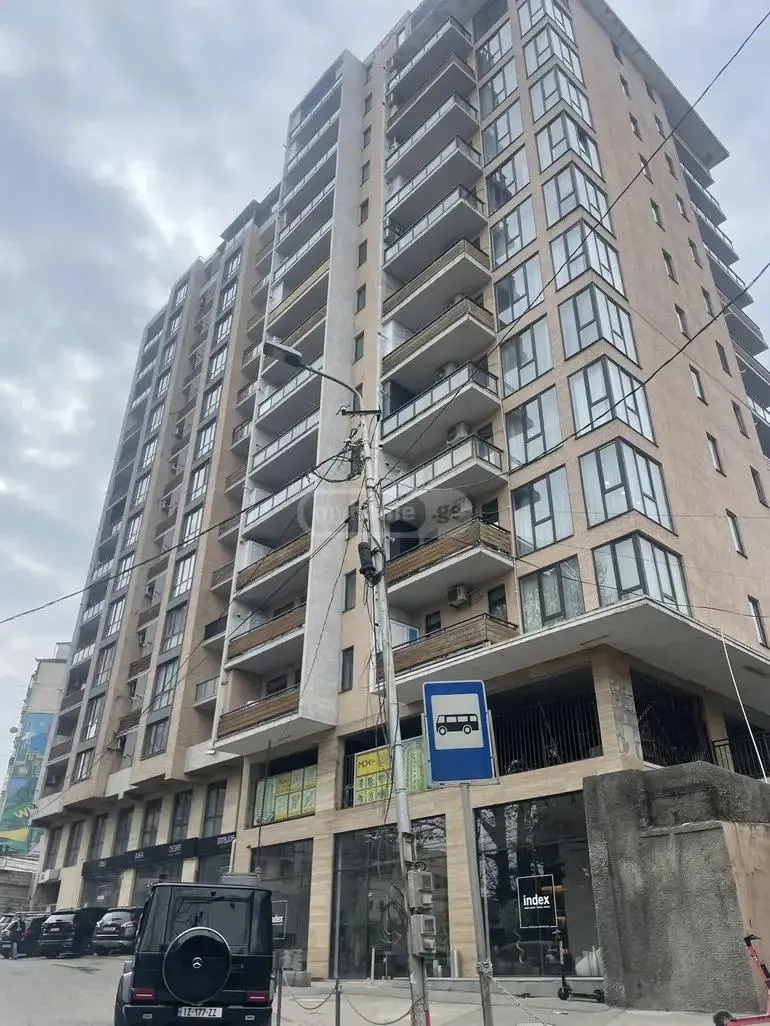 Квартира, 3-комн., 79 м²