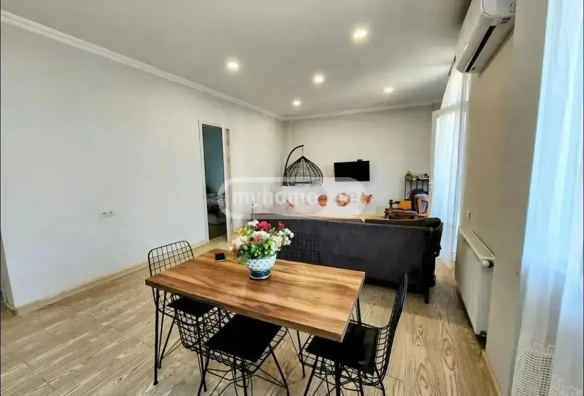 Дом, 3-комн., 71 м²