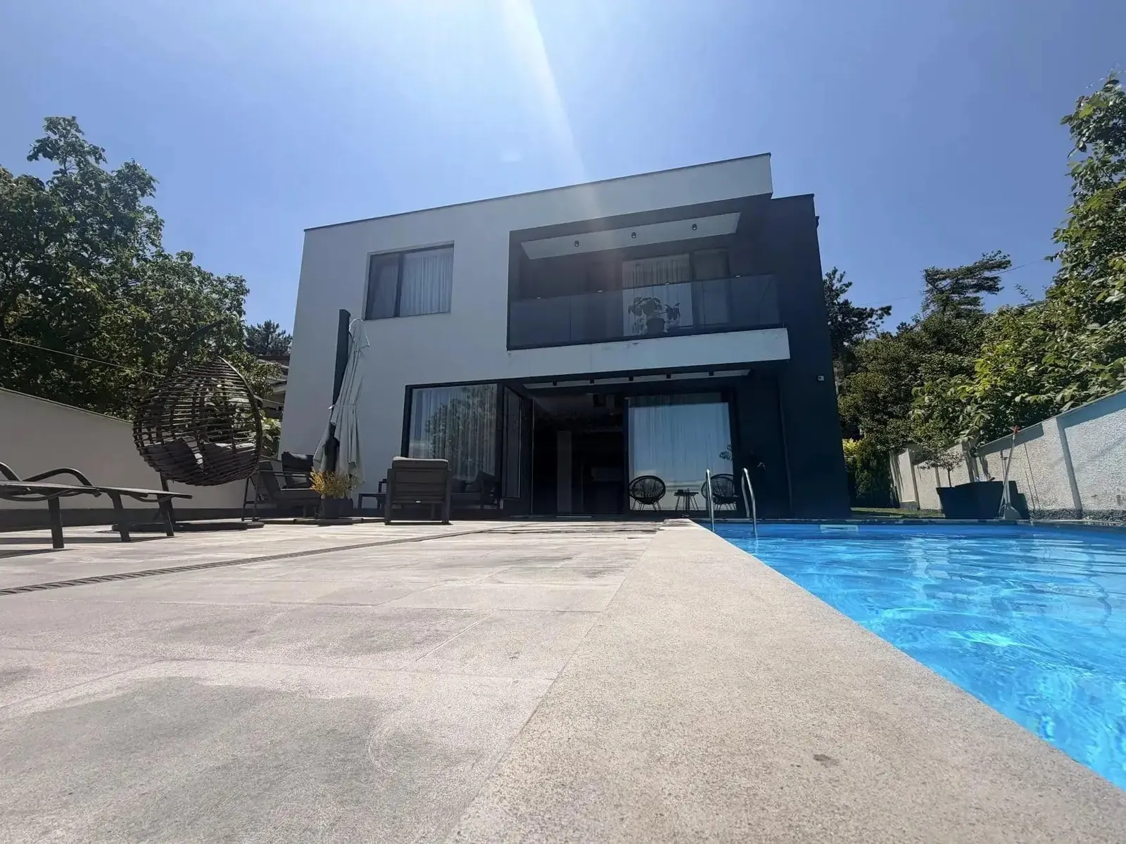 Дом, 6-комн., 355 м²