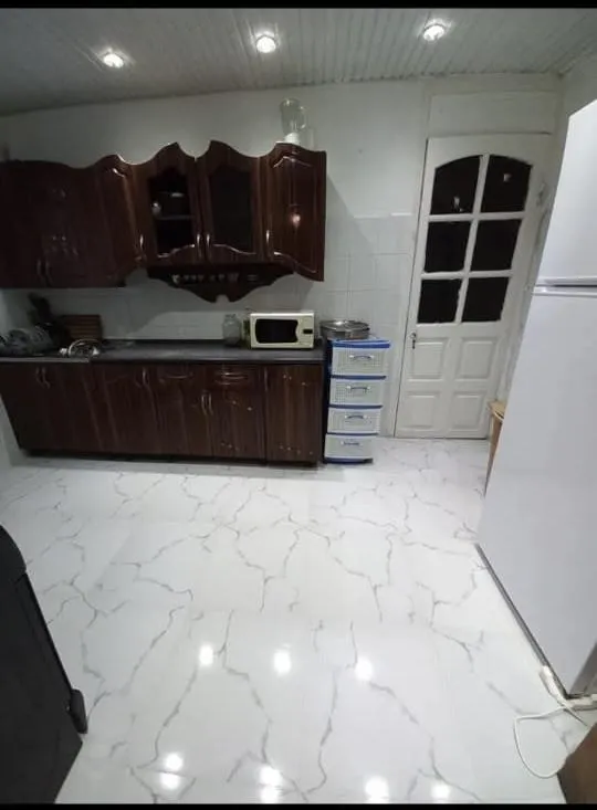 House, 5-room, 320 m²