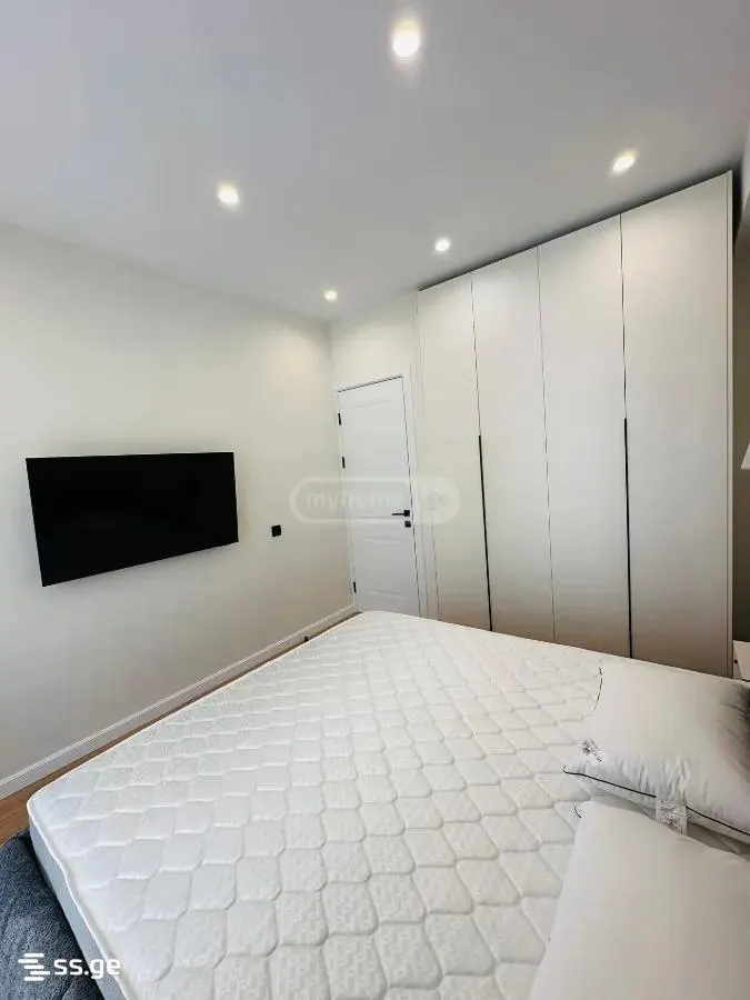 Apartment, 3-room, 82 m², B-Home