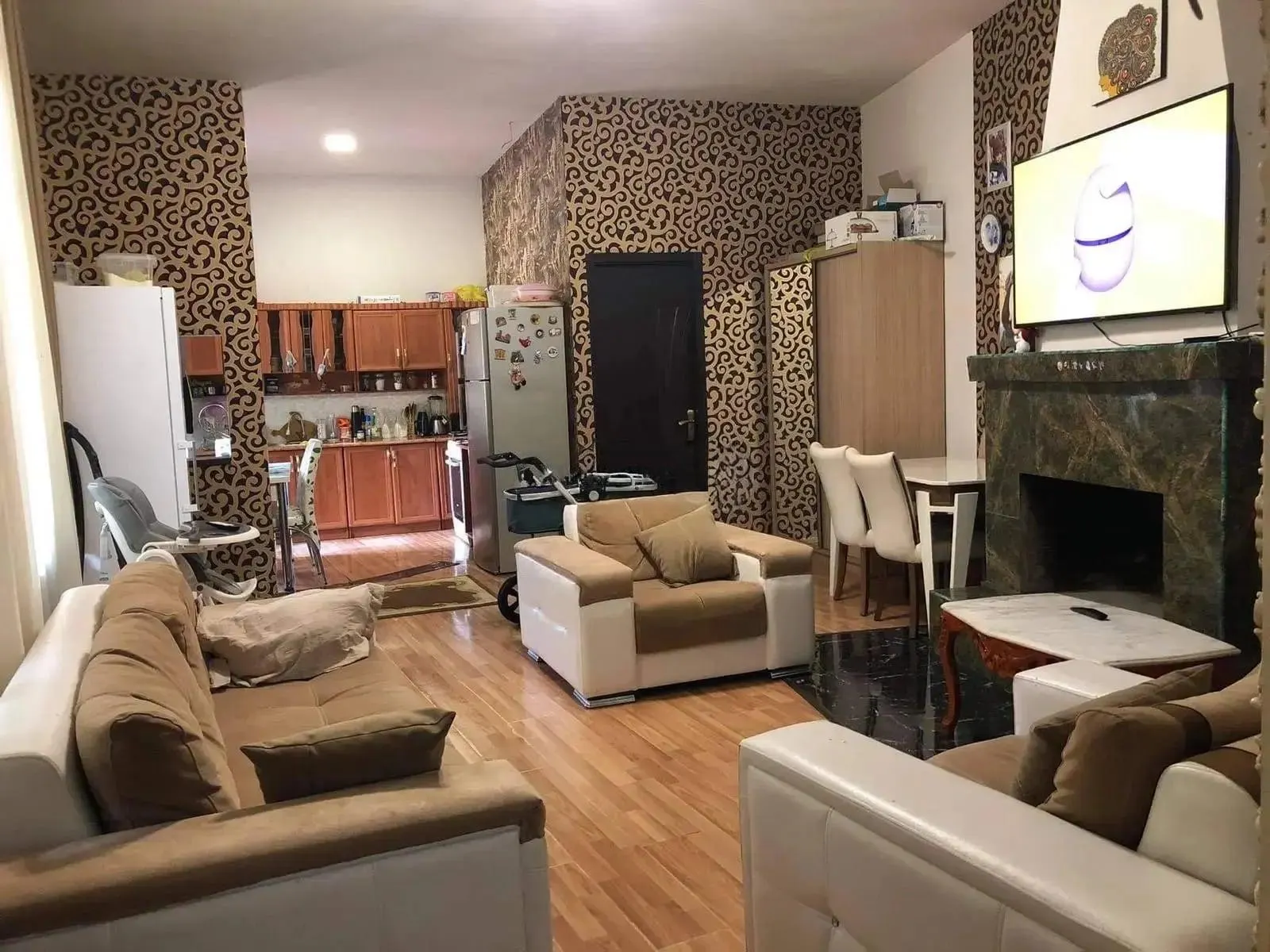 Дом, 4-комн., 270 м²