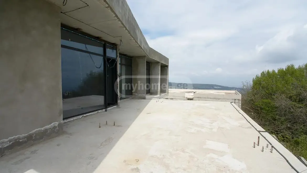 Дом, 5-комн., 378.4 м²