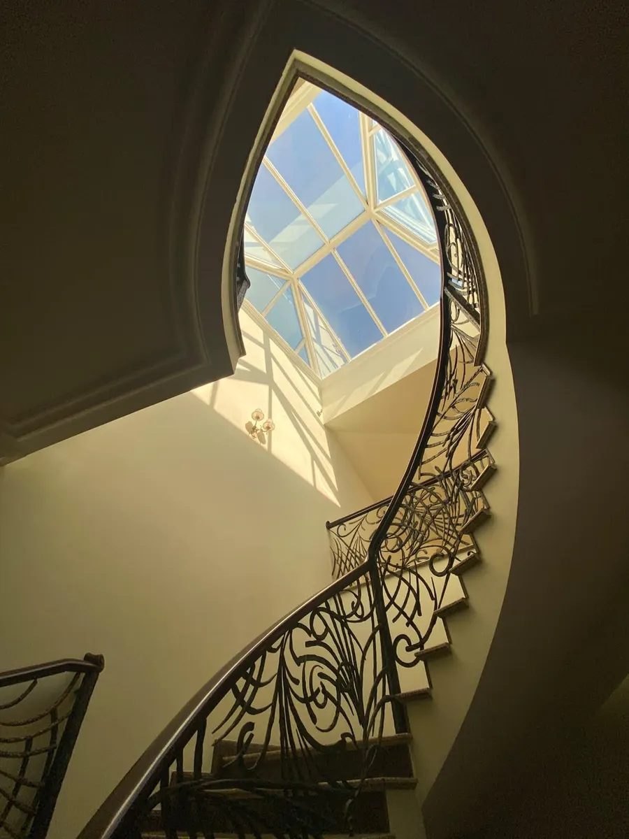 House, 10-room, 900 m²