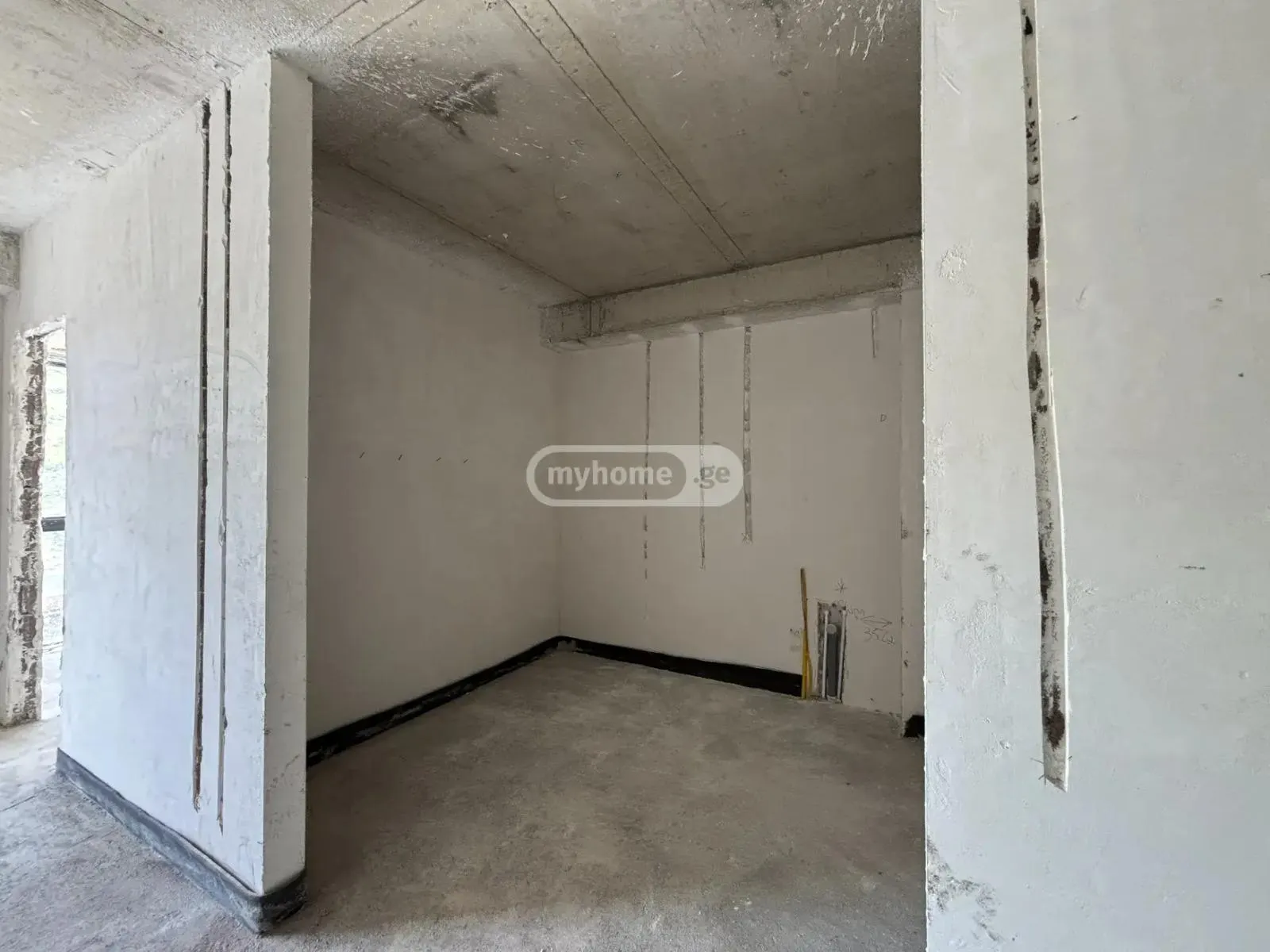 Квартира, 4-комн., 100 м², Archi Saburtalo