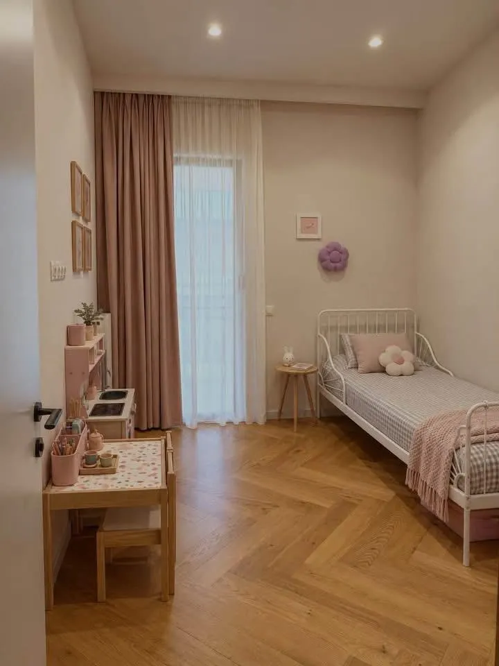 Apartment, 3-room, 113.5 m², House Uni