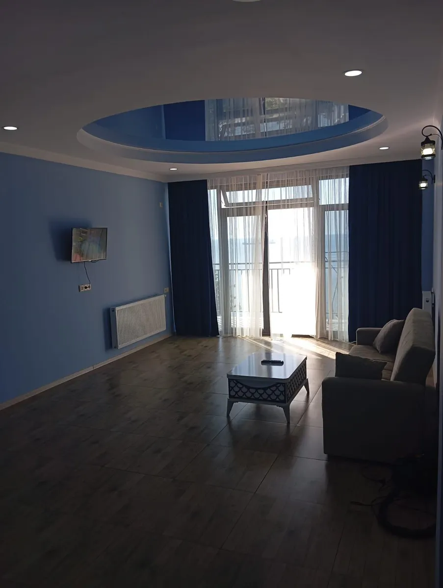 Дом, 15-комн., 300 м²