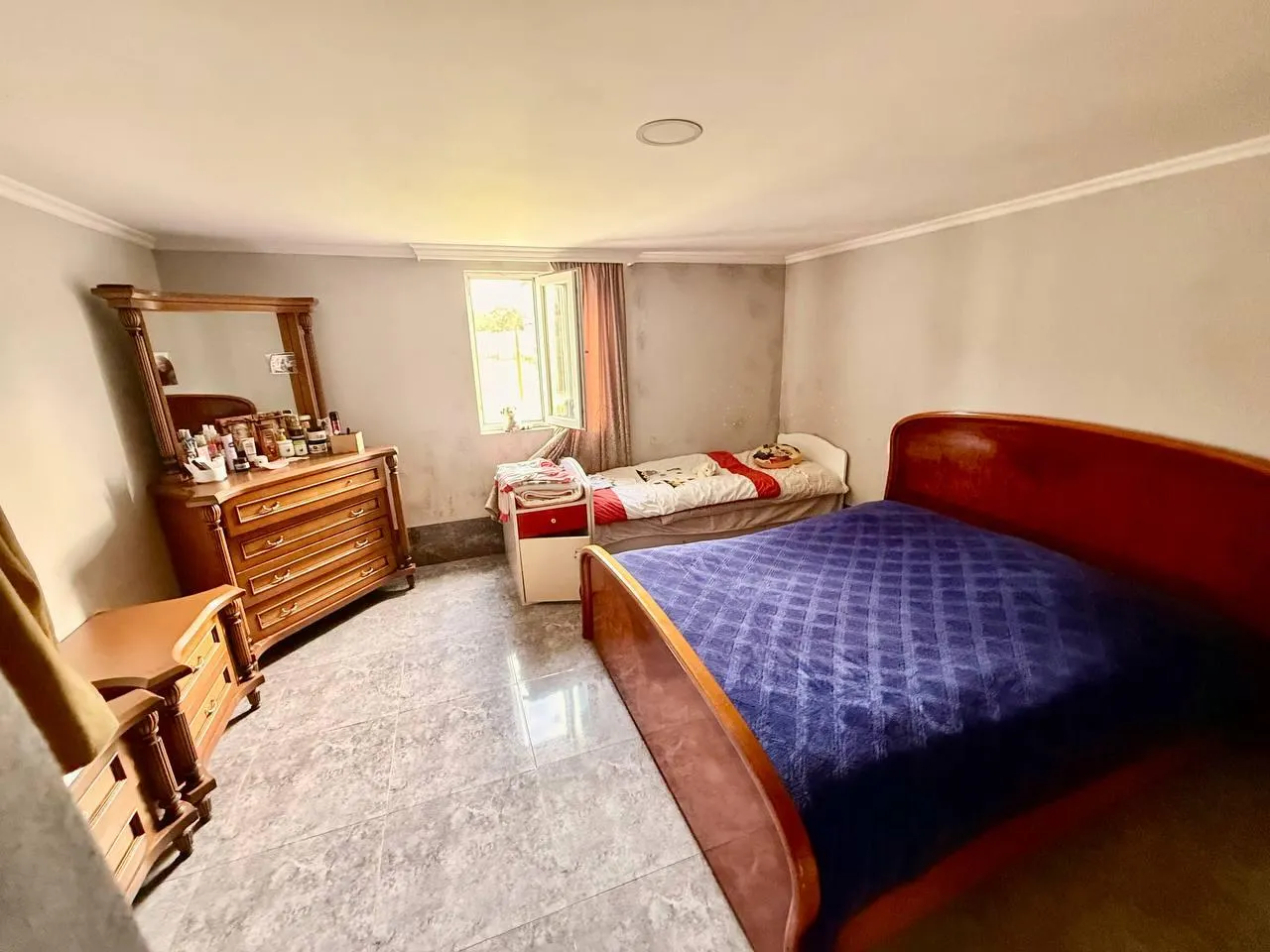 House, 5-room, 160 m²