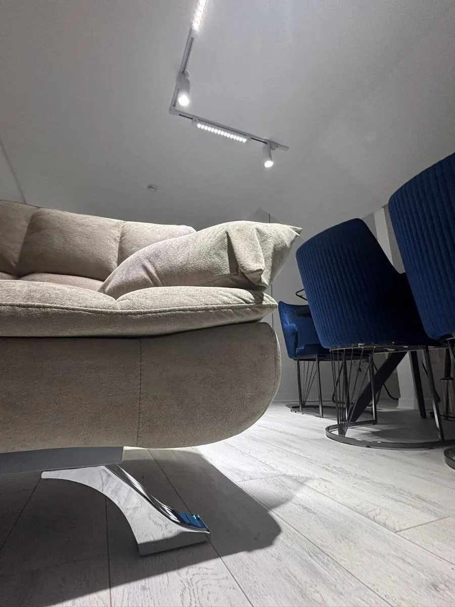 Дом, 11-комн., 300 м²
