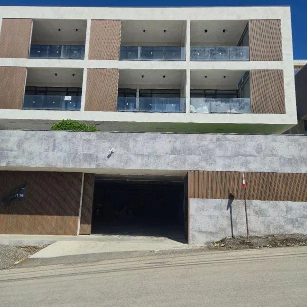 Квартира, 4-комн., 250 м²