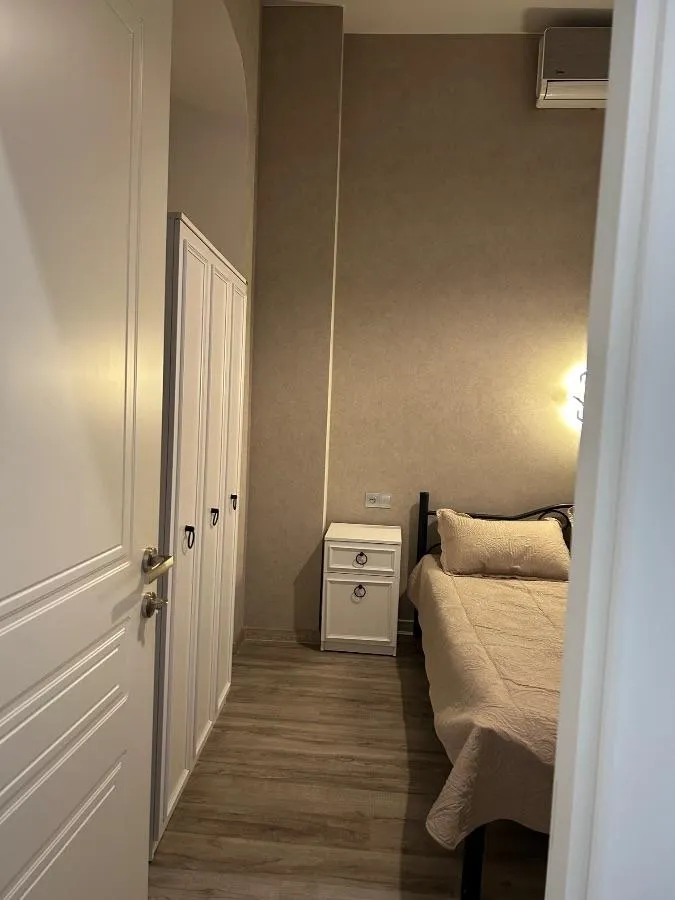 Квартира, 4-комн., 160 м²