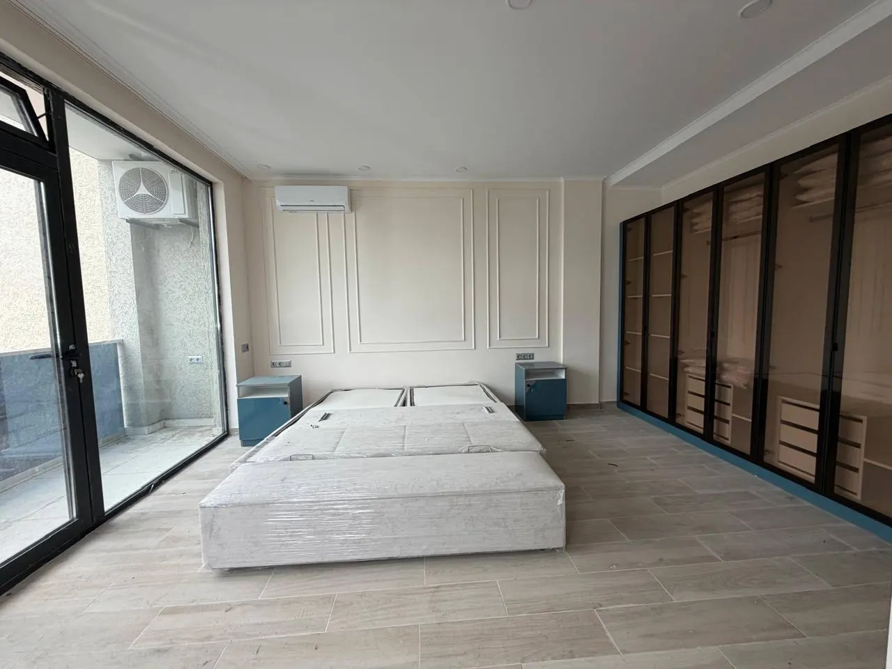 Дом, 5-комн., 225 м²