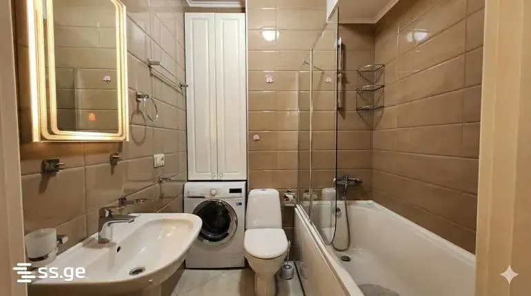 Apartment, 5-room, 155 m²