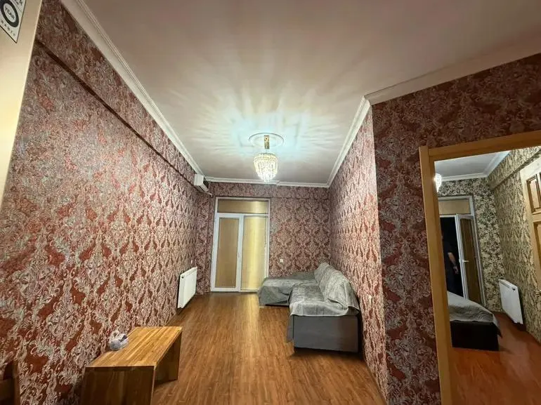 Квартира, 2-комн., 75 м²