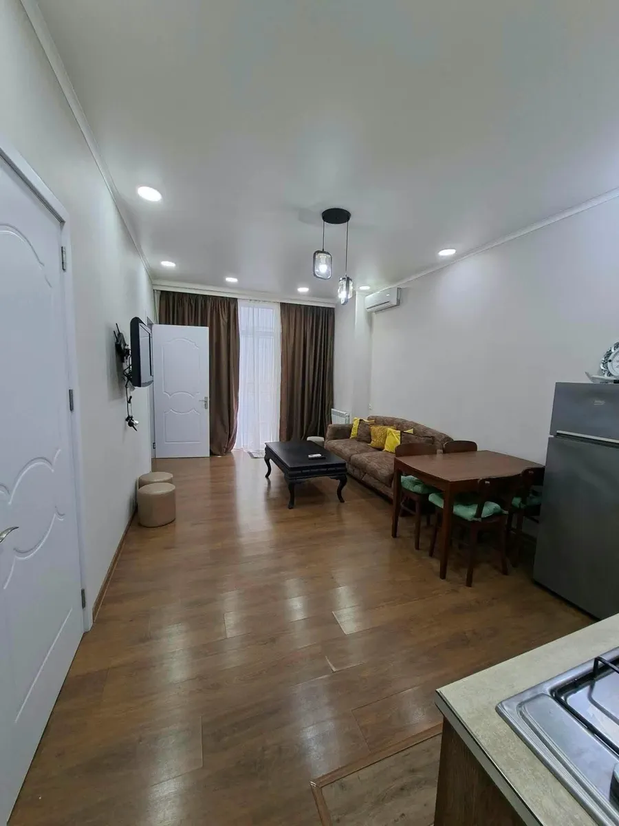 Квартира, 3-комн., 57 м²