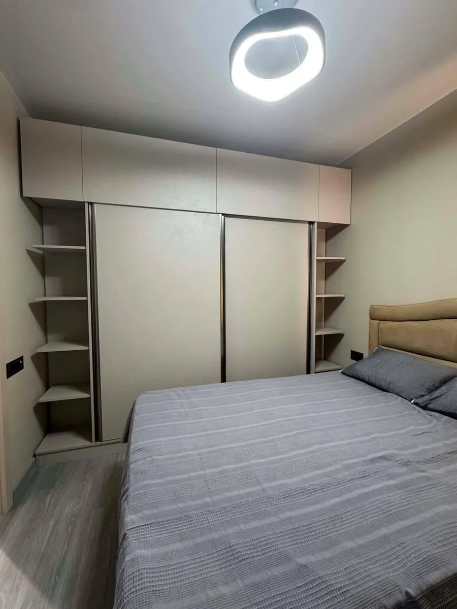 ბინა, 2-ოთახიანი, 45 მ², Zhiuli Shartava Ave, 27-31