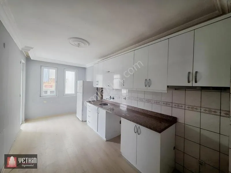 Apartment, 4-room, 150 m²