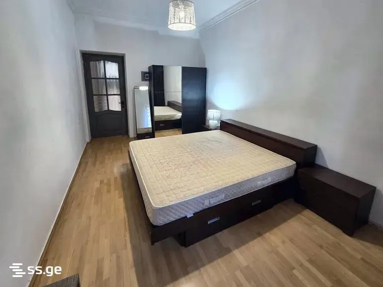 Apartment, 4-room, 120 m²