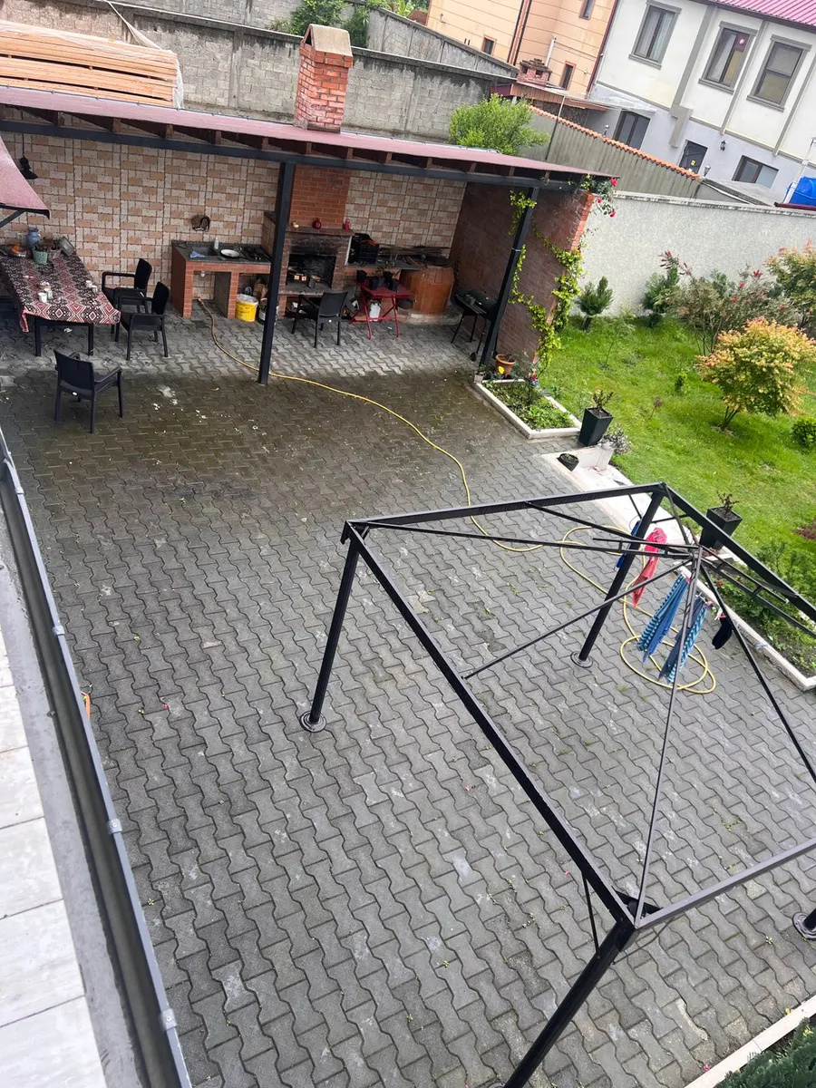 Дом, 5-комн., 270 м²