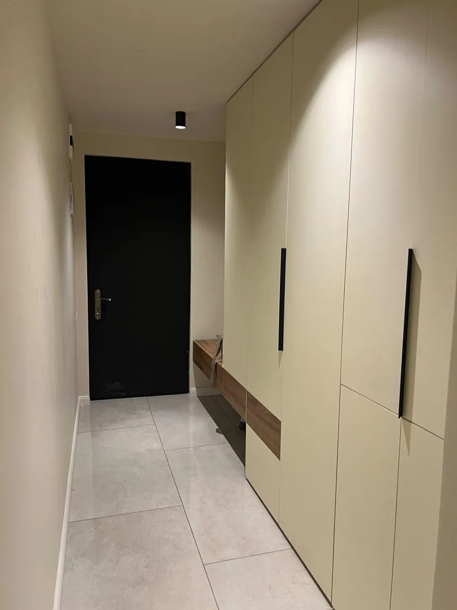 Квартира, 3-комн., 101 м²