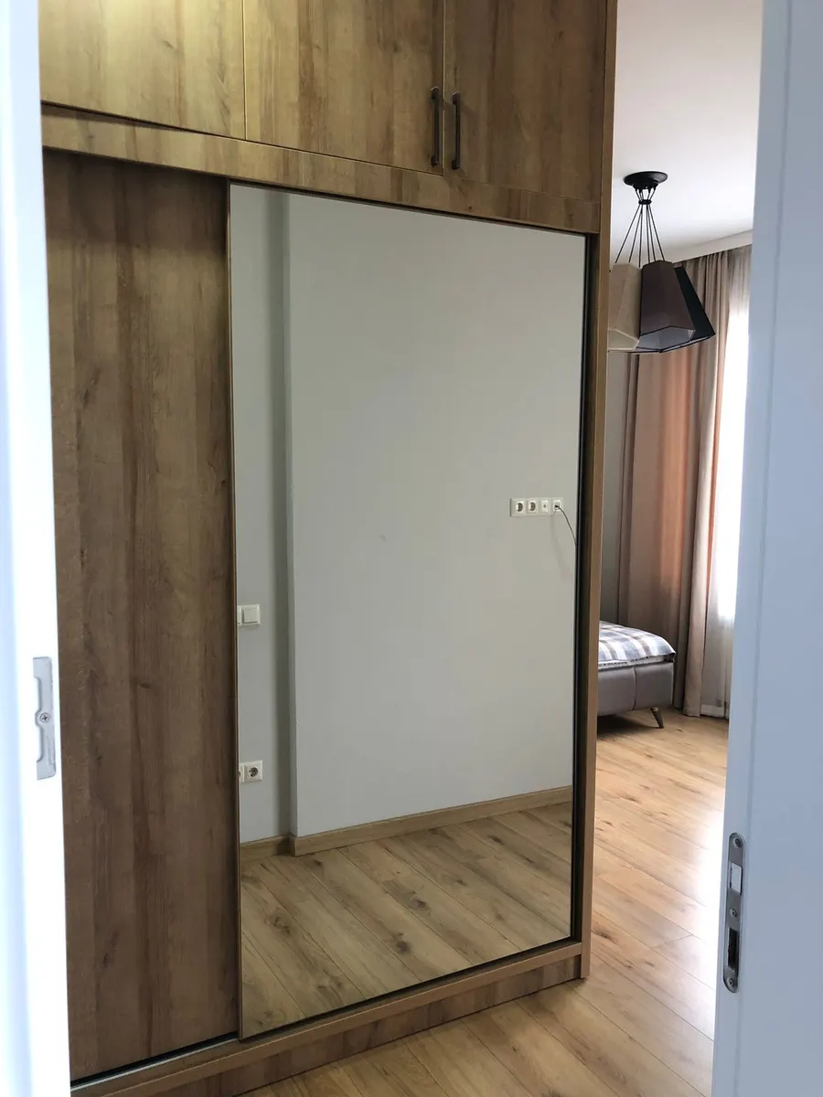 Дом, 5-комн., 270 м²