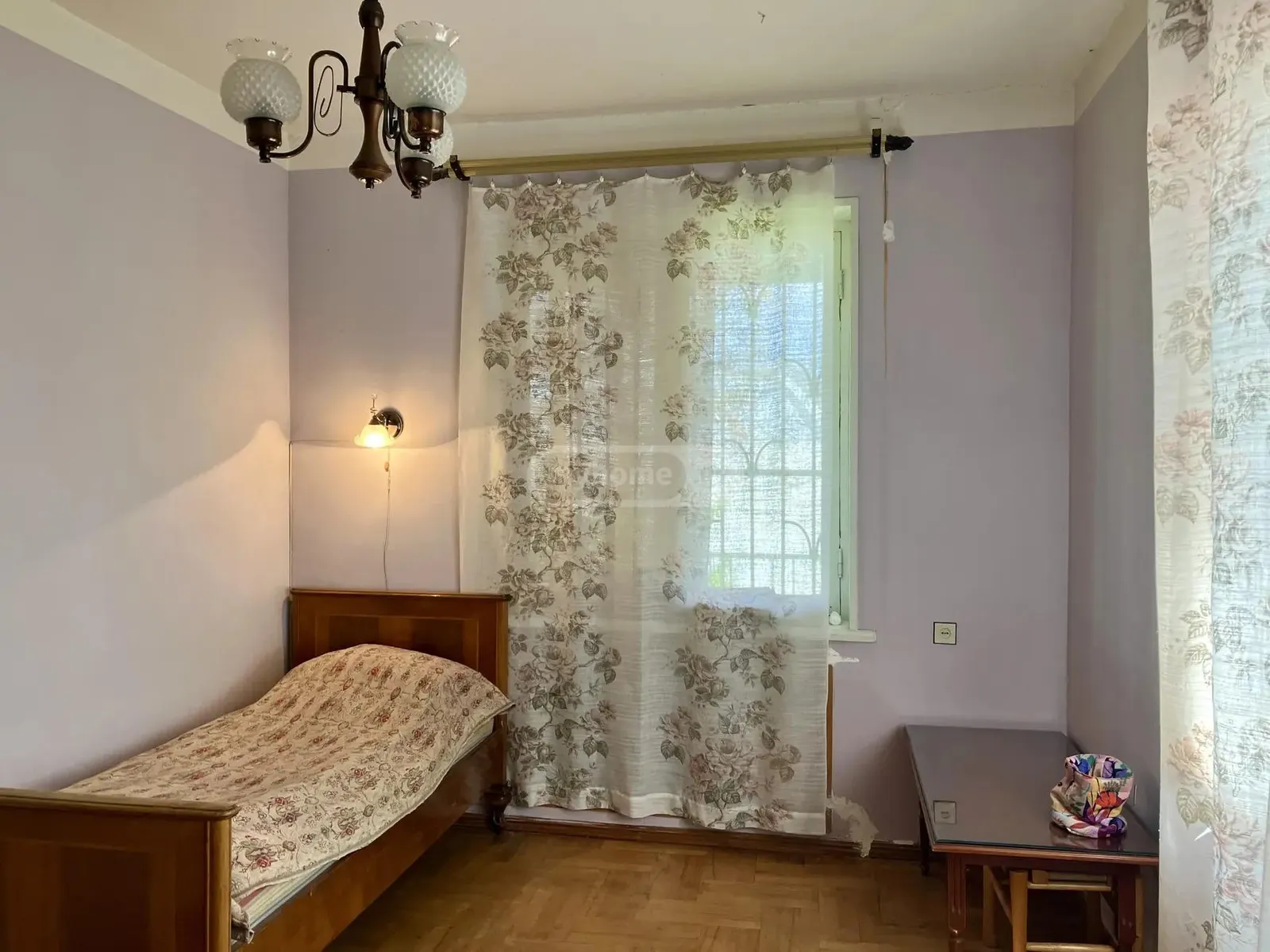 House, 5-room, 310 m²