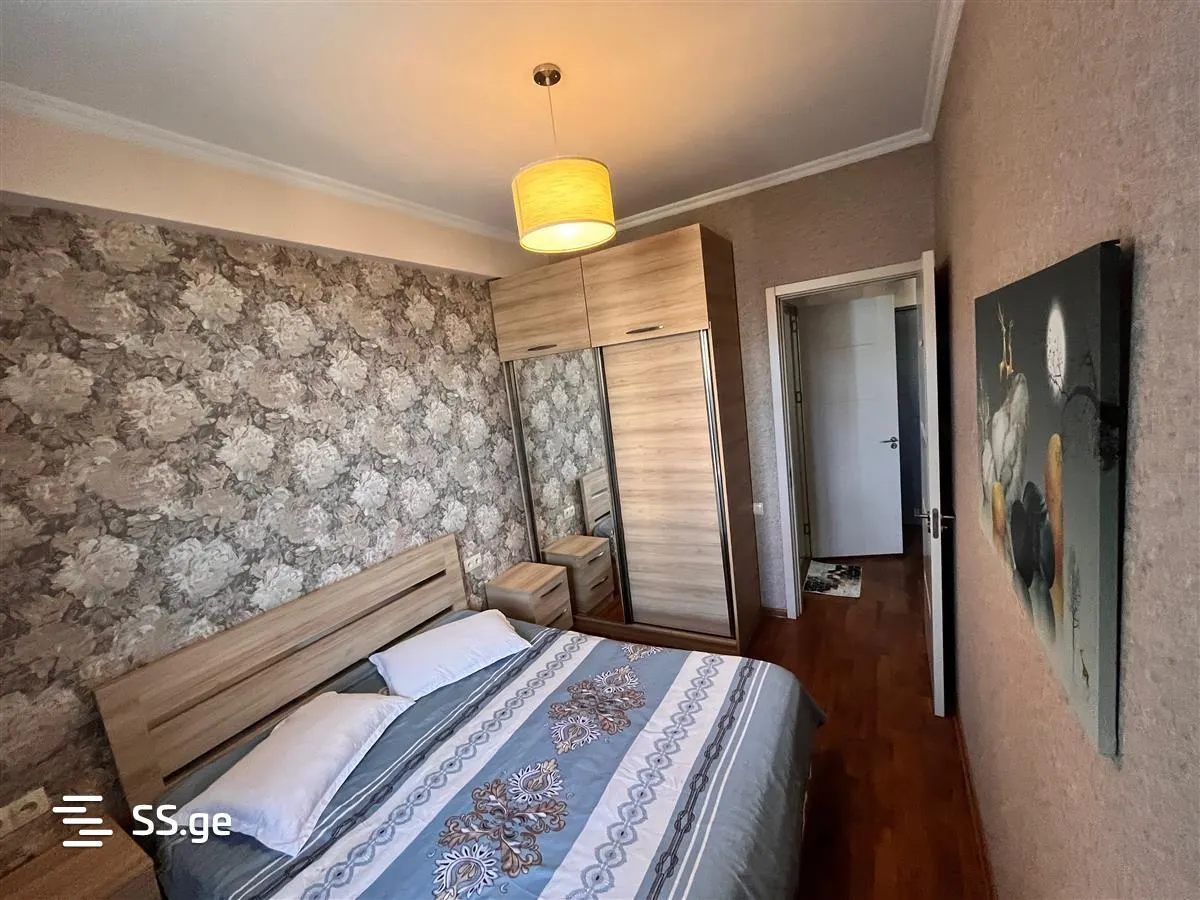 Apartment, 2-room, 55 m², Vakhtang Gorgasali St, 34b