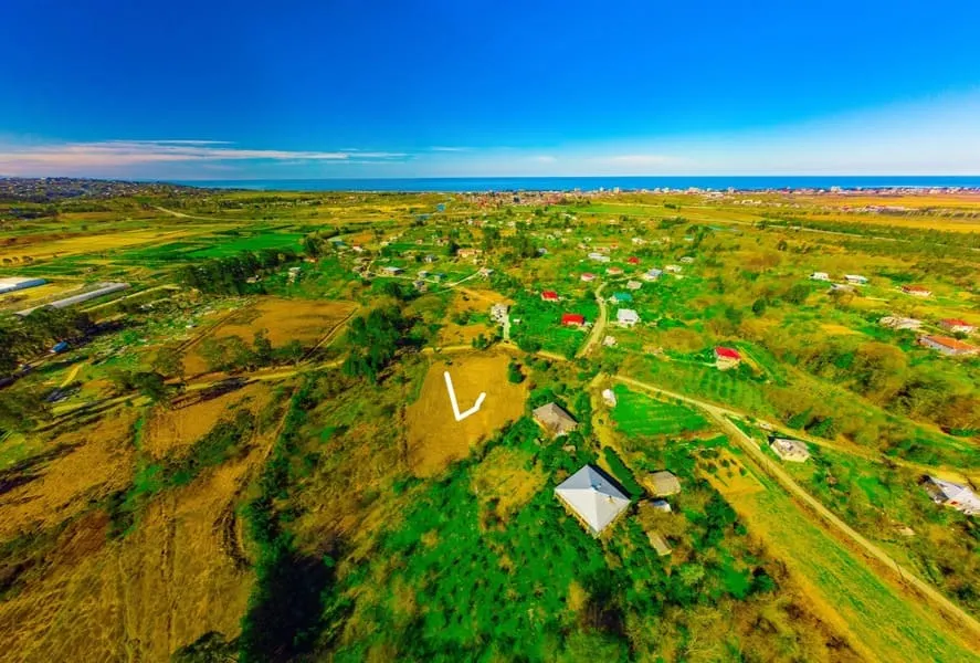 Land, 6300 m²