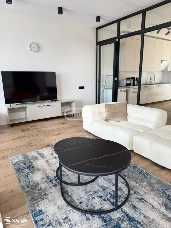 Apartment, 5-room, 205 m², Shrosha St, 2