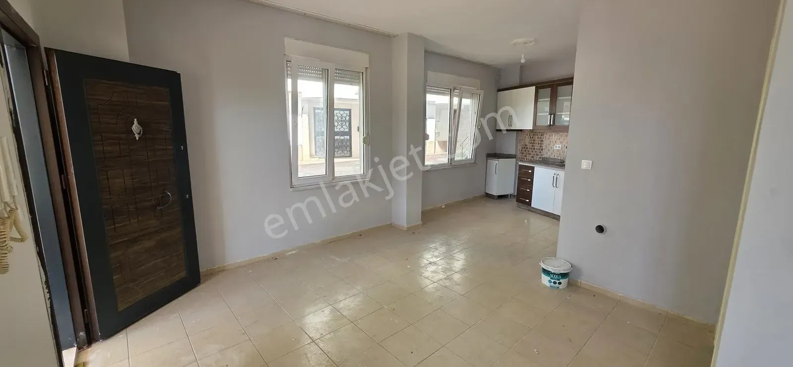 Apartment, 4-room, 120 m², Karbeyaz Sitesi