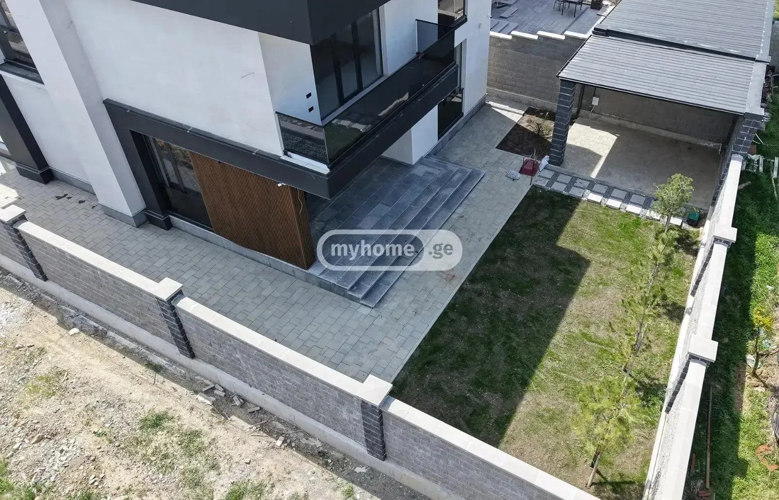 Дом, 5-комн., 328 м²