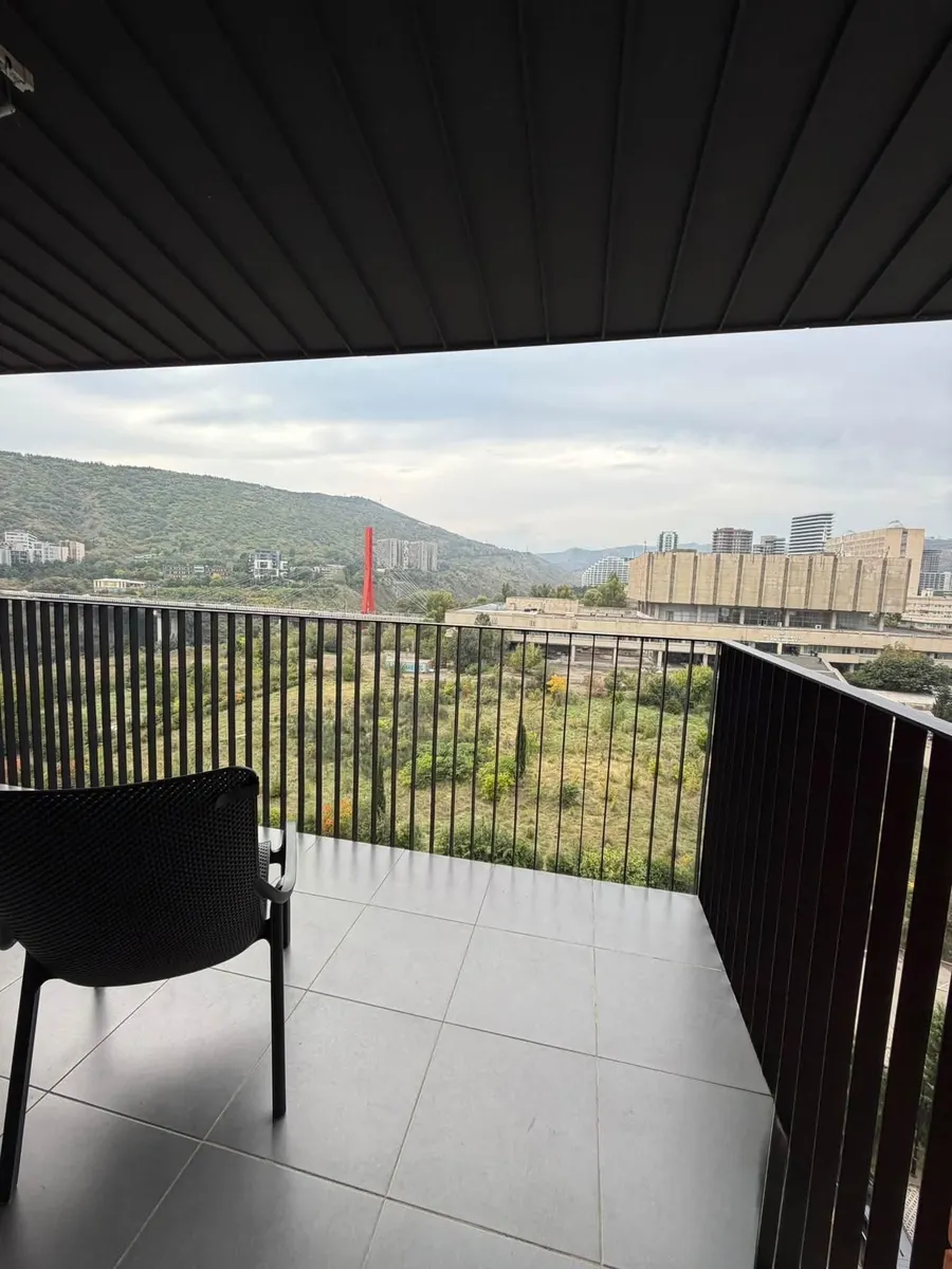 Apartment, 3-room, 113.5 m², House Uni