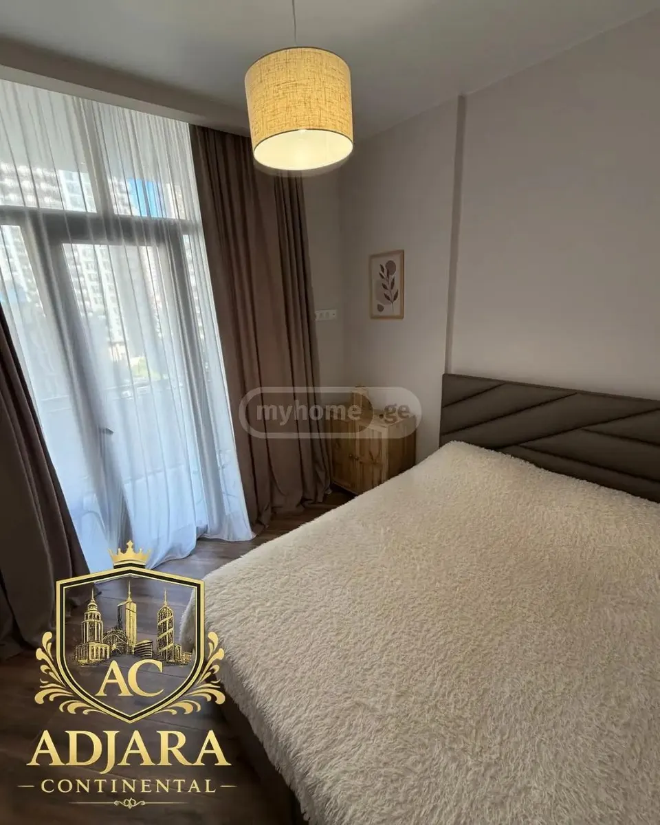 Квартира, 3-комн., 65 м²