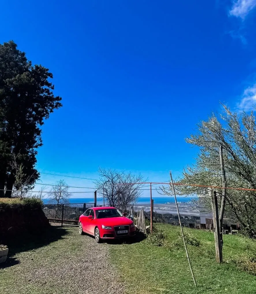 Land, 1800 m²