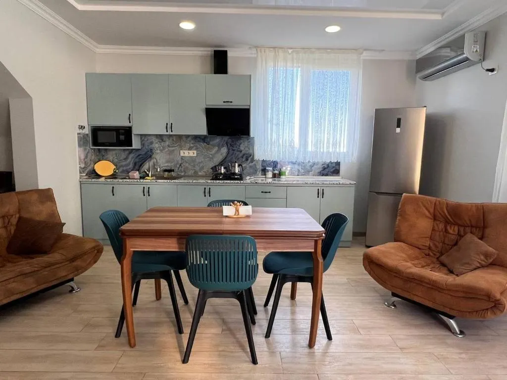 Дом, 3-комн., 135 м²