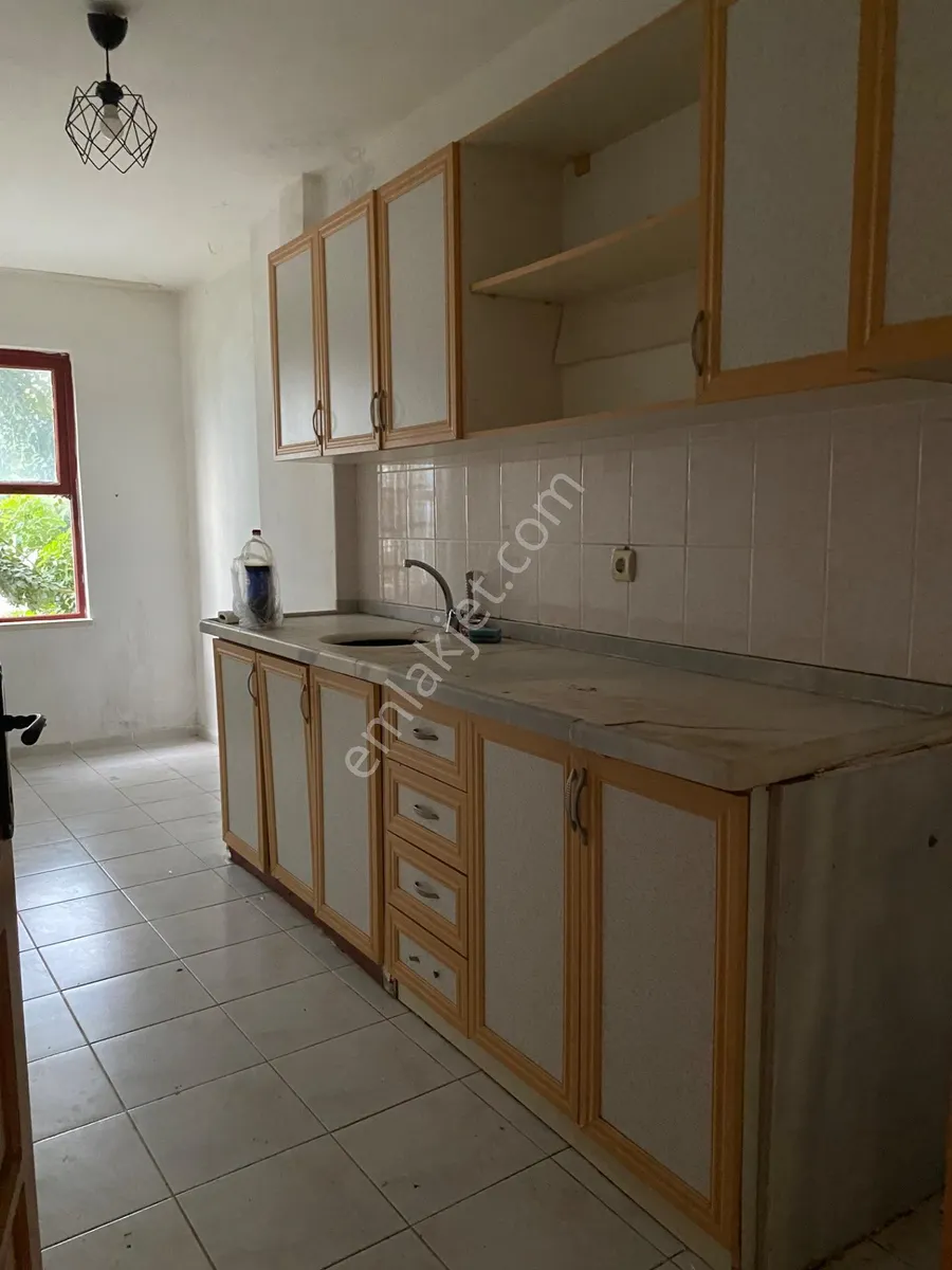Квартира, 3-комн., 95 м²
