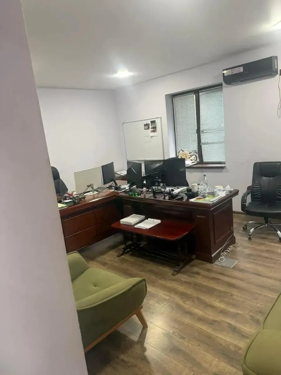 House, 7-room, 310 m², Imobiliare