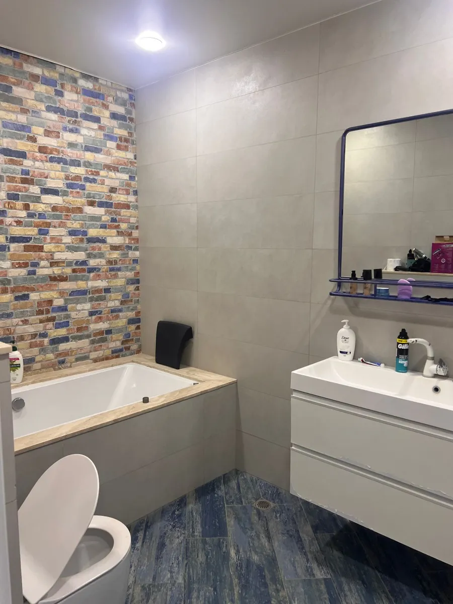 Дом, 5-комн., 270 м²