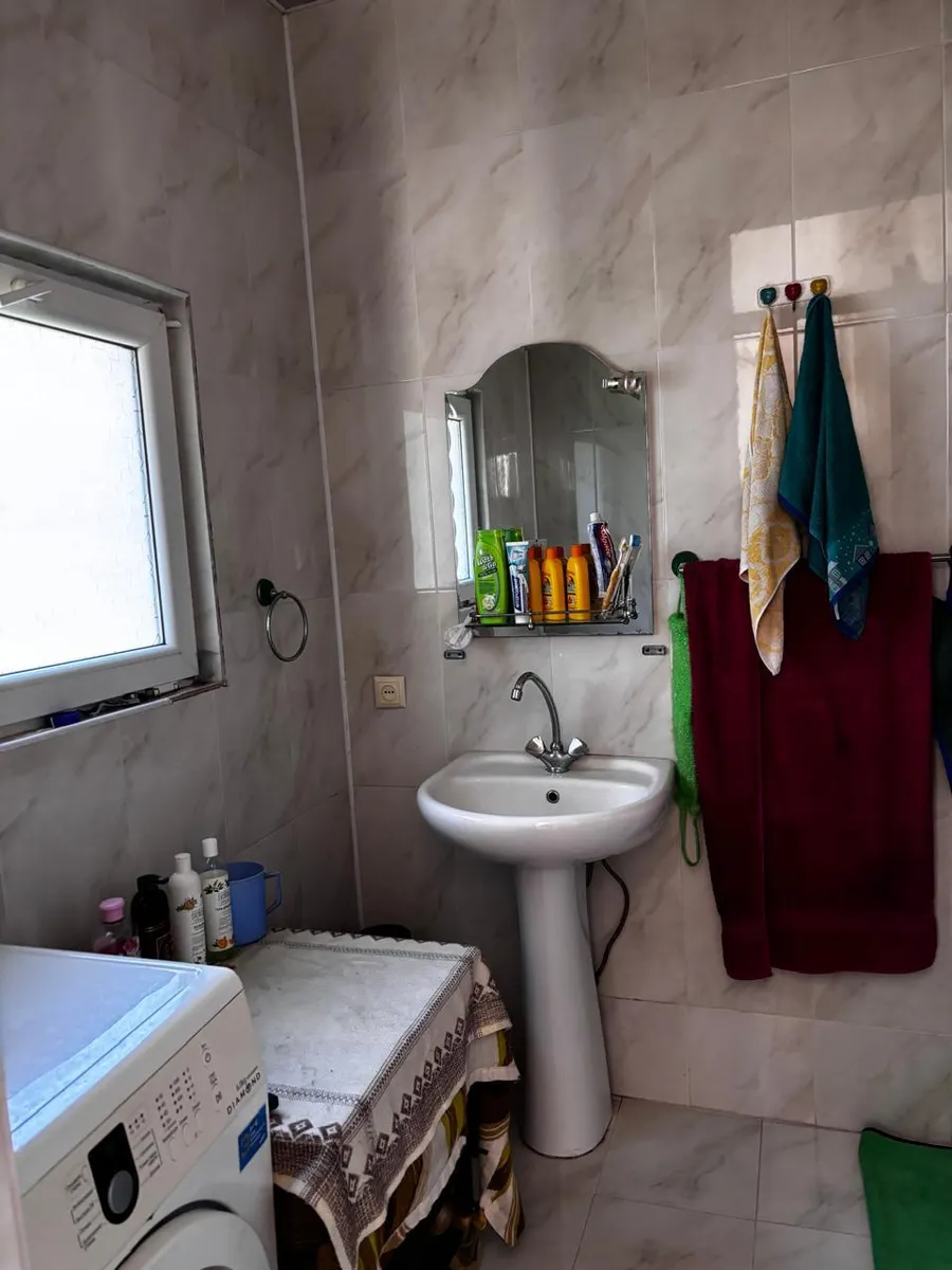 House, 3-room, 177 m²