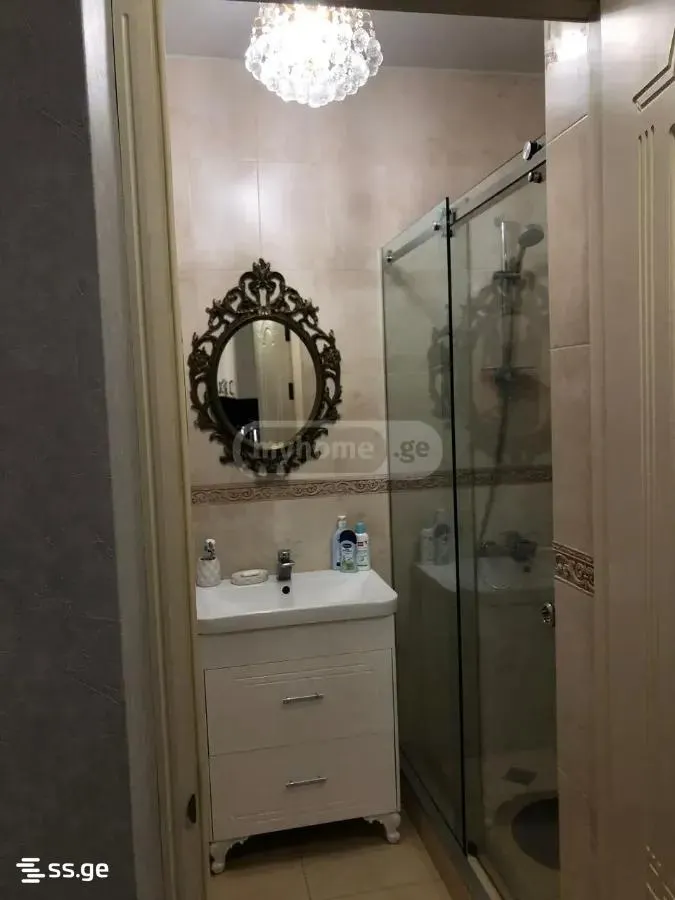 Квартира, 3-комн., 75 м²