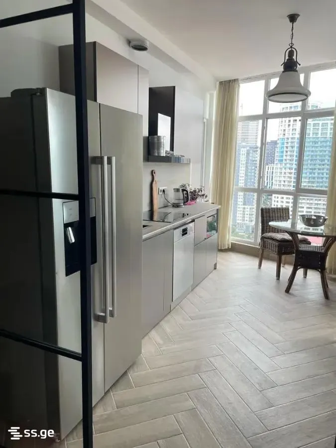Квартира, 4-комн., 85 м²