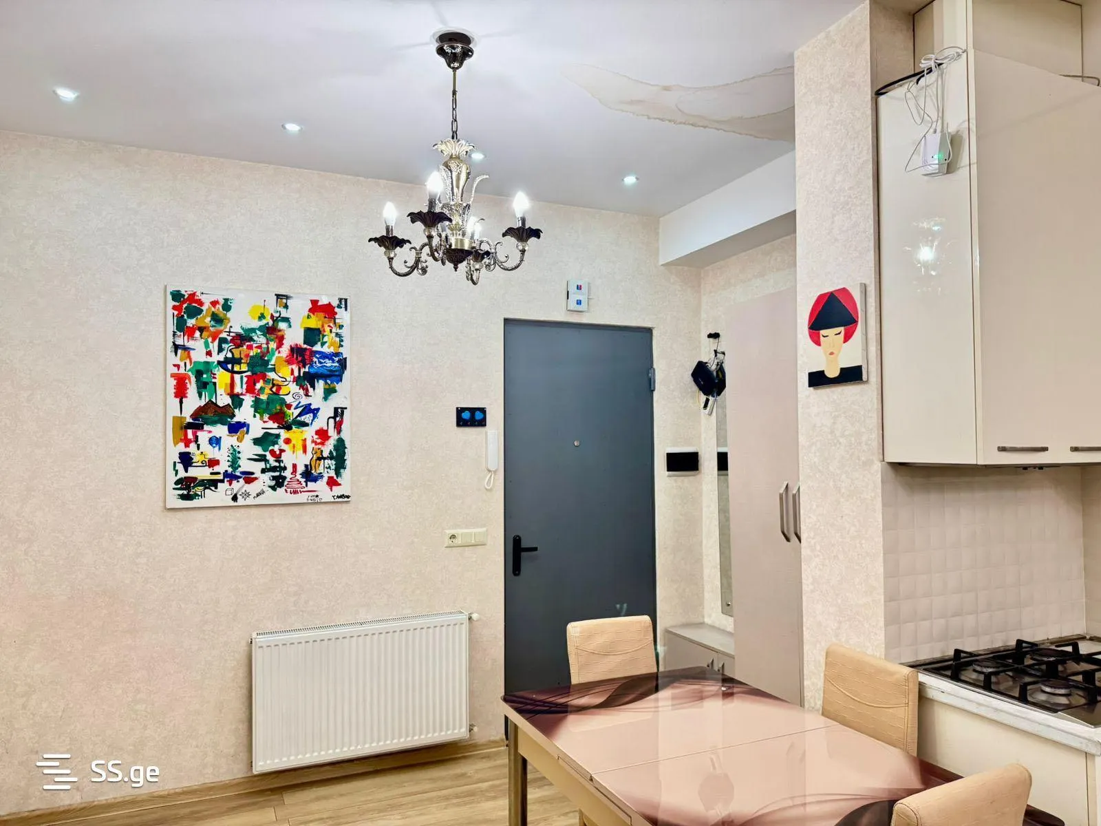 Квартира, 3-комн., 100 м²