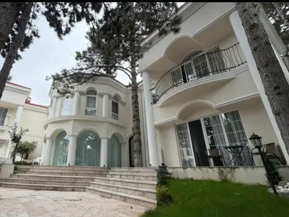 Дом, 5-комн., 639 м²