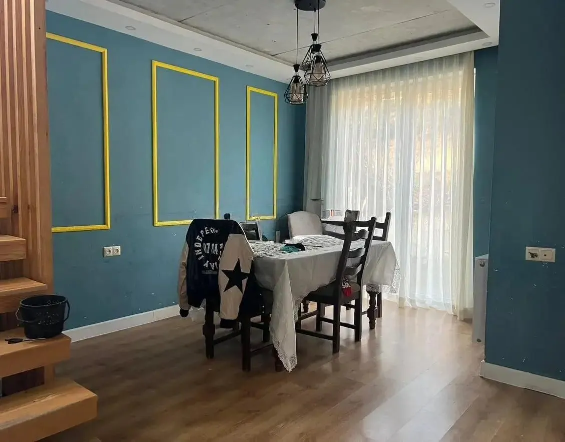 Дом, 6-комн., 265 м²