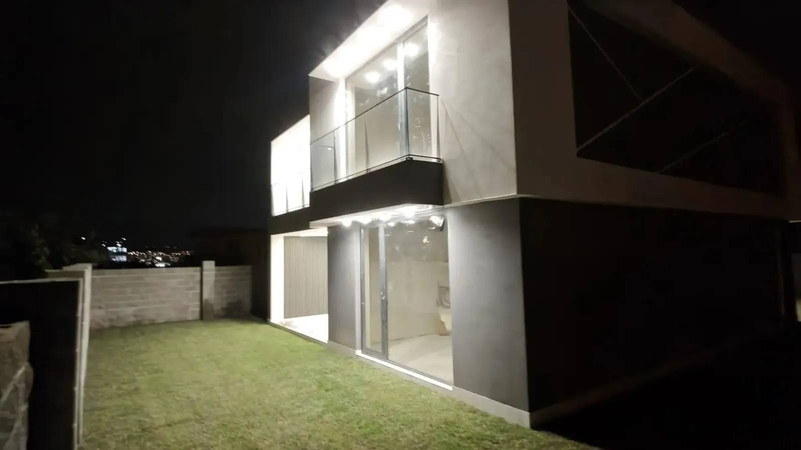 House, 6-room, 240 m², Archi Alley
